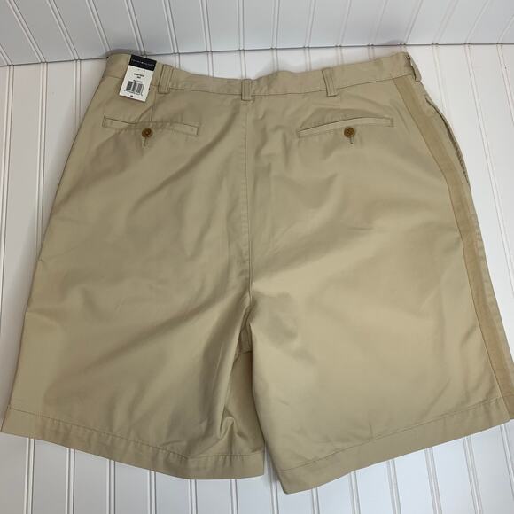 Tommy Hilfiger Tan Shorts Sz 38 May Class Style - Picture 2 of 5